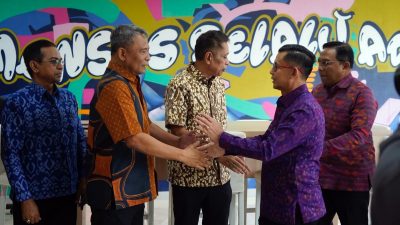 percepat-pengentasan-kemiskinan-bupati-klungkung-audiensi-ke-kemensos-ri-bahas-dtsen-hingga-sekolah-rakyat
