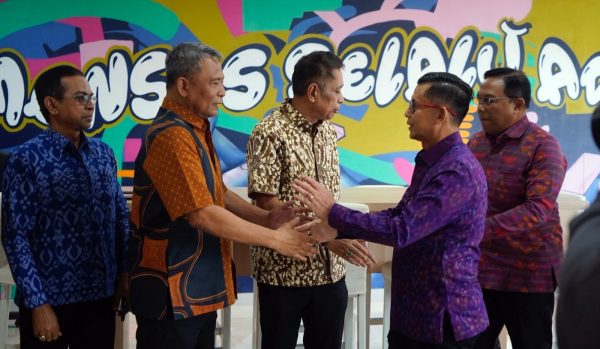 percepat-pengentasan-kemiskinan-bupati-klungkung-audiensi-ke-kemensos-ri-bahas-dtsen-hingga-sekolah-rakyat