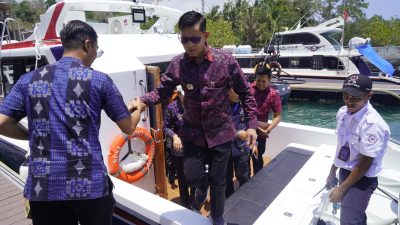 tingkatkan-akses-kesehatan-kepulauan-nusa-medica-launching-layanan-ambulans-laut-di-nusa-penida