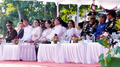 upacara-penurunan-bendera-hut-ke-81-ri-di-klungkung-berlangsung-khidmat
