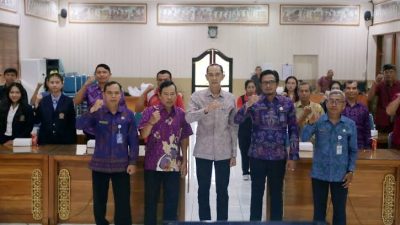 wabup-klungkung-buka-fgd-tata-kelola-sampah-berbasis-tri-hita-karana-di-semarapura-tengah